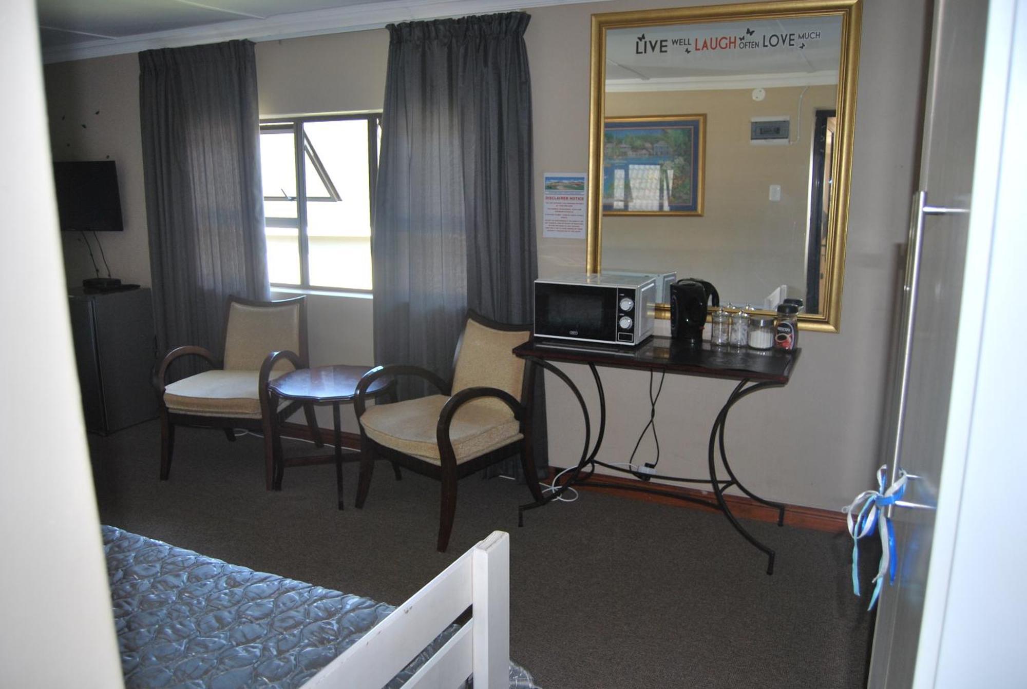 15 Witpeer Street Guesthouse Джордж Номер фото